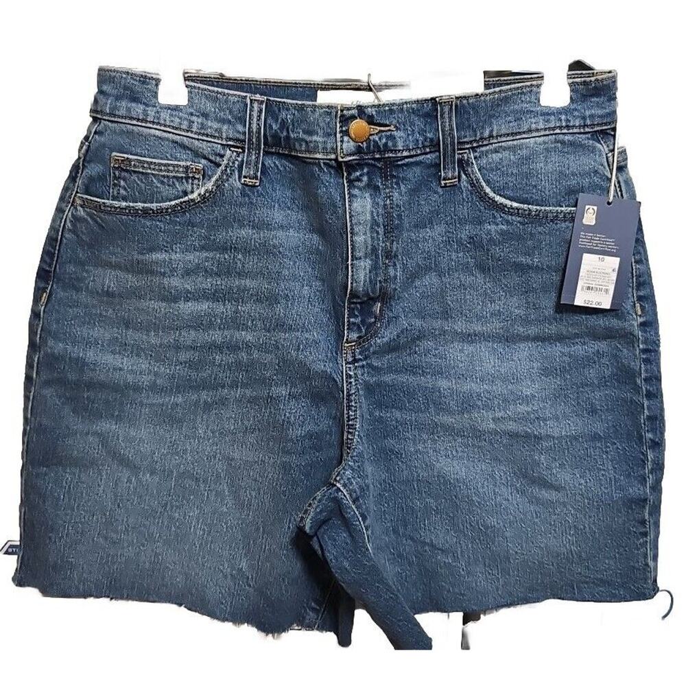 Universal Thread Shorts Womens 10 Regular Denim High Rise Vintage Straight NWT